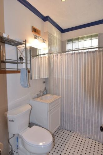 36 Hawthorne Ave, Pittsburgh PA  15205-4512 exterior