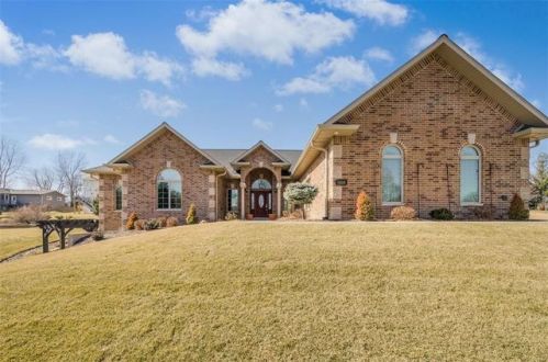1510 Brown Deer Rd, Iowa City, IA 52241-1043