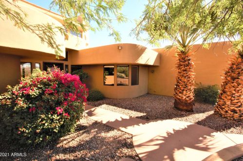 15904 Thistle Dr, Scottsdale AZ 85268-4347 exterior