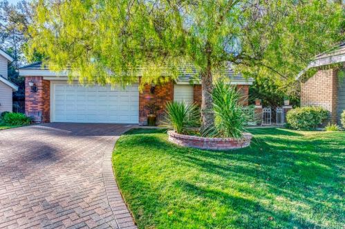 26004 Tourelle Pl, Santa Clarita, CA 91355-1995