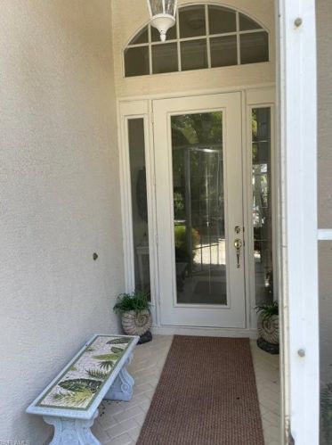 9401 Cedar Creek Dr, Bonita Springs, FL 34135-7517