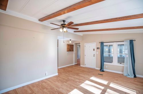 13 Rim Rd, Danville NH  03819-3184 exterior