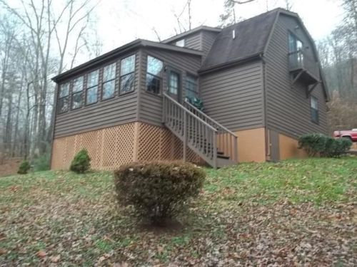 332 Bibee Ln, Caryville, TN 37714-4030