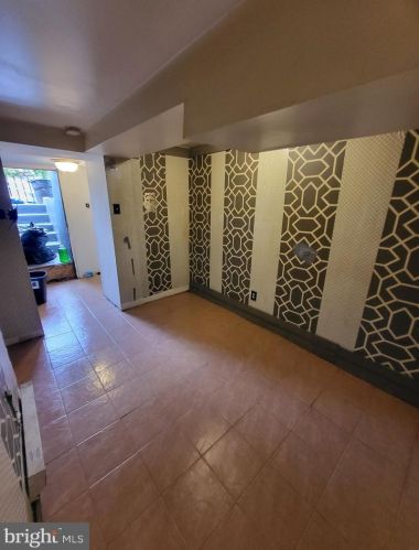 934 State St, Camden NJ  08102-1713 exterior