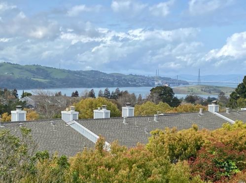 2139 Clearview Cir, Benicia, CA 94510-2059