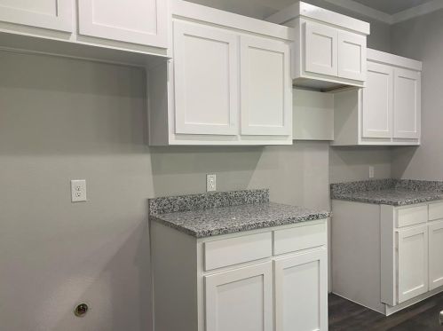 1515 Fordham Rd, Dallas TX  75216-6220 exterior