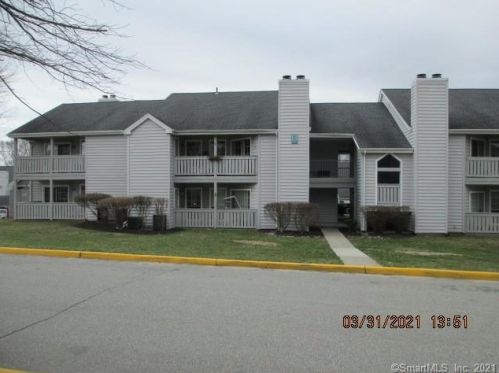 55 Crown Knoll Ct, Groton, CT 06340-6246