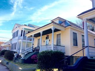 341 Sumter St, Charleston SC  29403-4612 exterior