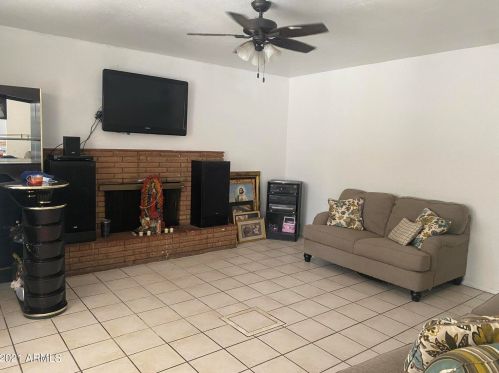 4631 Claremont St, Glendale AZ 85301-4804 exterior