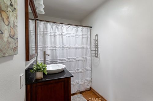 1025 12 St, Huntington Beach CA 92648-4847 exterior