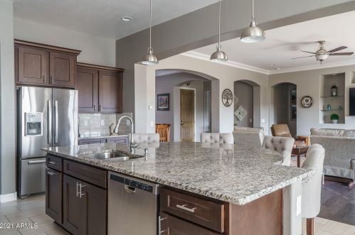 27535 Tonopah Dr, Buckeye AZ 85396 exterior