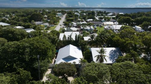 120 1st St, Key Largo FL  33037-4856 exterior