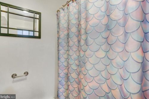 2148 Ritner Hwy, Carlisle PA 17015-9305 exterior