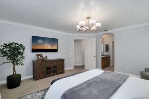 7949 Winter View Ct, El Cajon CA  92021-1372 exterior