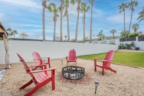 13229 8th Ave, Phoenix AZ  85029-1808 exterior