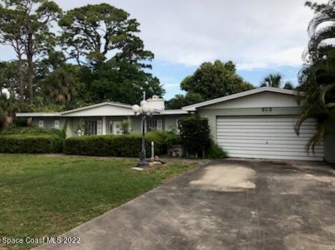 973 Tropical Trl, Merritt Island, FL 32952-5041