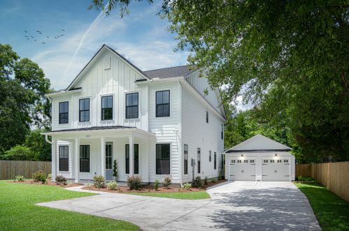 1872 Rifle Range Rd, Mount Pleasant, SC 29464-9437
