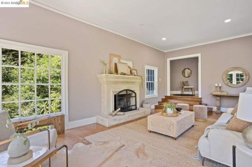 60 Glenwood Glade, Oakland, CA 94611-1912