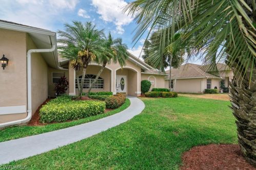 2717 3rd Pl, Cape Coral, FL 33914-4480