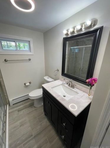 340 Clinton St, New Britain CT  06053-3518 exterior