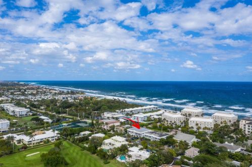 4440 Ocean Blvd, Delray Beach FL  33483-7521 exterior