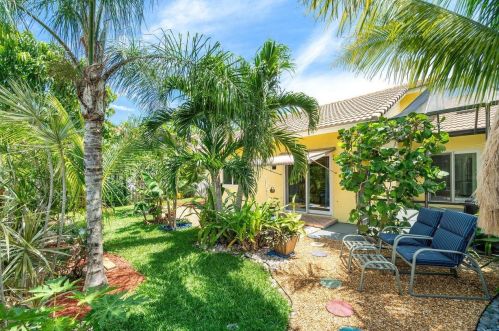 6329 Country Fair Cir, Boynton Beach, FL 33437-2823