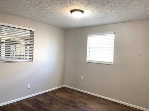 1421 Normandy Blvd, Tarpon Springs FL  34691-4957 exterior