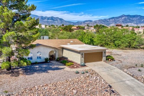2067 Piccadilly Ct, Sierra Vista, AZ 85635-5095