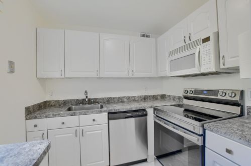 109 Saxony C, Delray Beach, FL 33446-1830