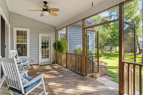 1203 Royal Links Dr, Mount Pleasant SC  29466-6940 exterior