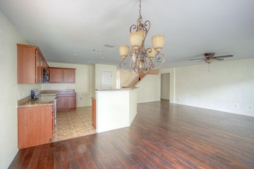 924 Blackberry Trl, Fort Worth TX  76120-3342 exterior