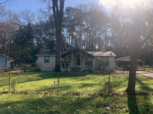 100 Pine Rd, Stephen Creek, TX 77331-3506