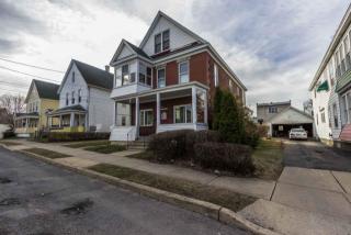 32 Pulaski St, West Glenville, NY 12010-5029