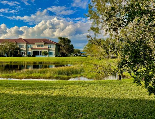 2185 Rockport Rd, Fort Pierce FL  34953-4376 exterior