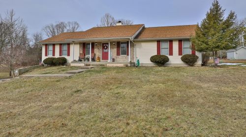 6094 Martha Dr, Aurora, IN 47001-9566