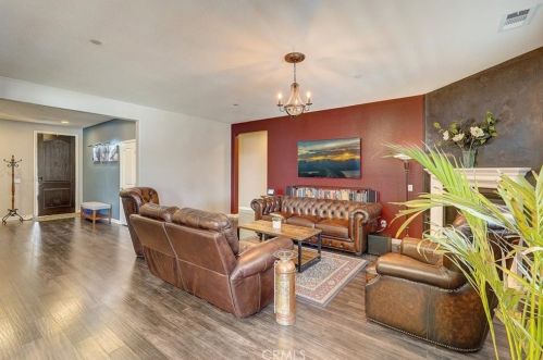 1433 Venetian Mallow Ct, Beaumont CA  92223-8639 exterior