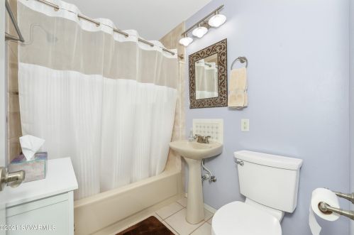 120 Grasshopper Ln, Sedona AZ  86336-4521 exterior