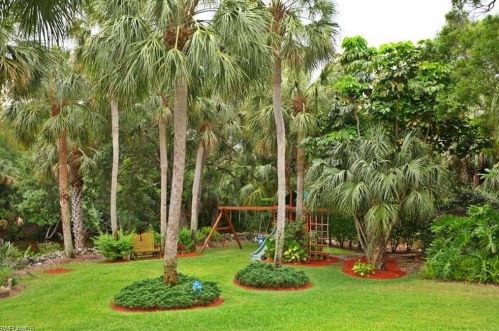9190 Cedar Creek Dr, Bonita Springs, FL 34135-6596