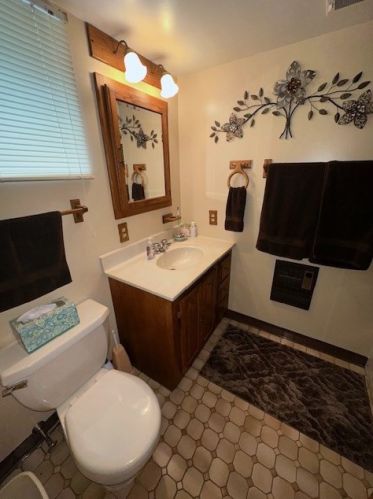 4012 Davis Ave, Whitaker PA  15120-3424 exterior