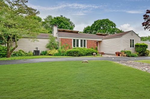 77 Pinewood Ave, West Long Branch NJ  07764-1871 exterior