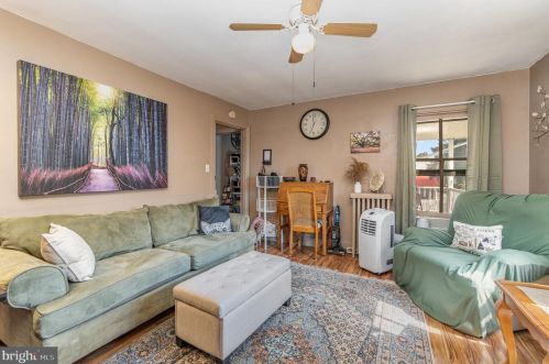 296 2nd St, Highspire PA  17034-1555 exterior