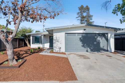 130 Solar Ct, Milpitas, CA 95035-5817