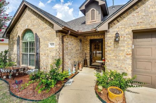 7432 Errandale Dr, Fort Worth, TX 76179-4814