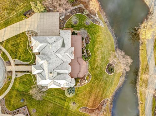 1512 Sonoma Ct, Crown Point IN 46307-2687 exterior