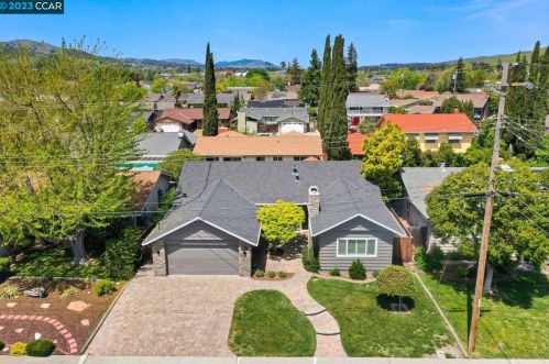 6747 Tory Way, Pleasanton CA  94568-2144 exterior