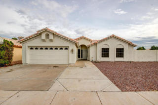 204 Wahalla Ln, Phoenix, AZ 85027-4461