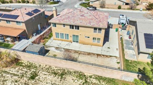 2718 Norberry St, Lancaster CA  93536-1418 exterior