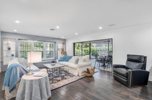 1905 Imperial Golf Course Blvd, Naples FL  34110-1007 exterior