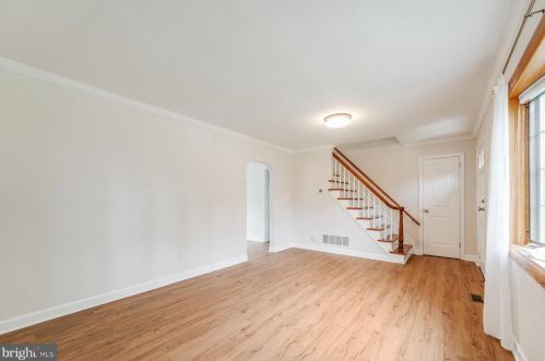 15 Erdman Ave, Princeton NJ  08540-3907 exterior