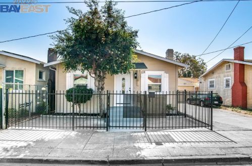 1490 76th Ave, Oakland CA  94621-2709 exterior